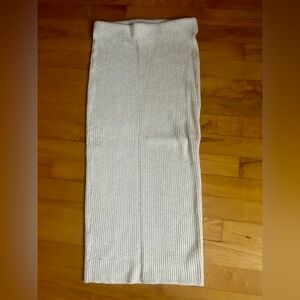 RW&CO. Speckled Cream Ribbed Pencil Skirt